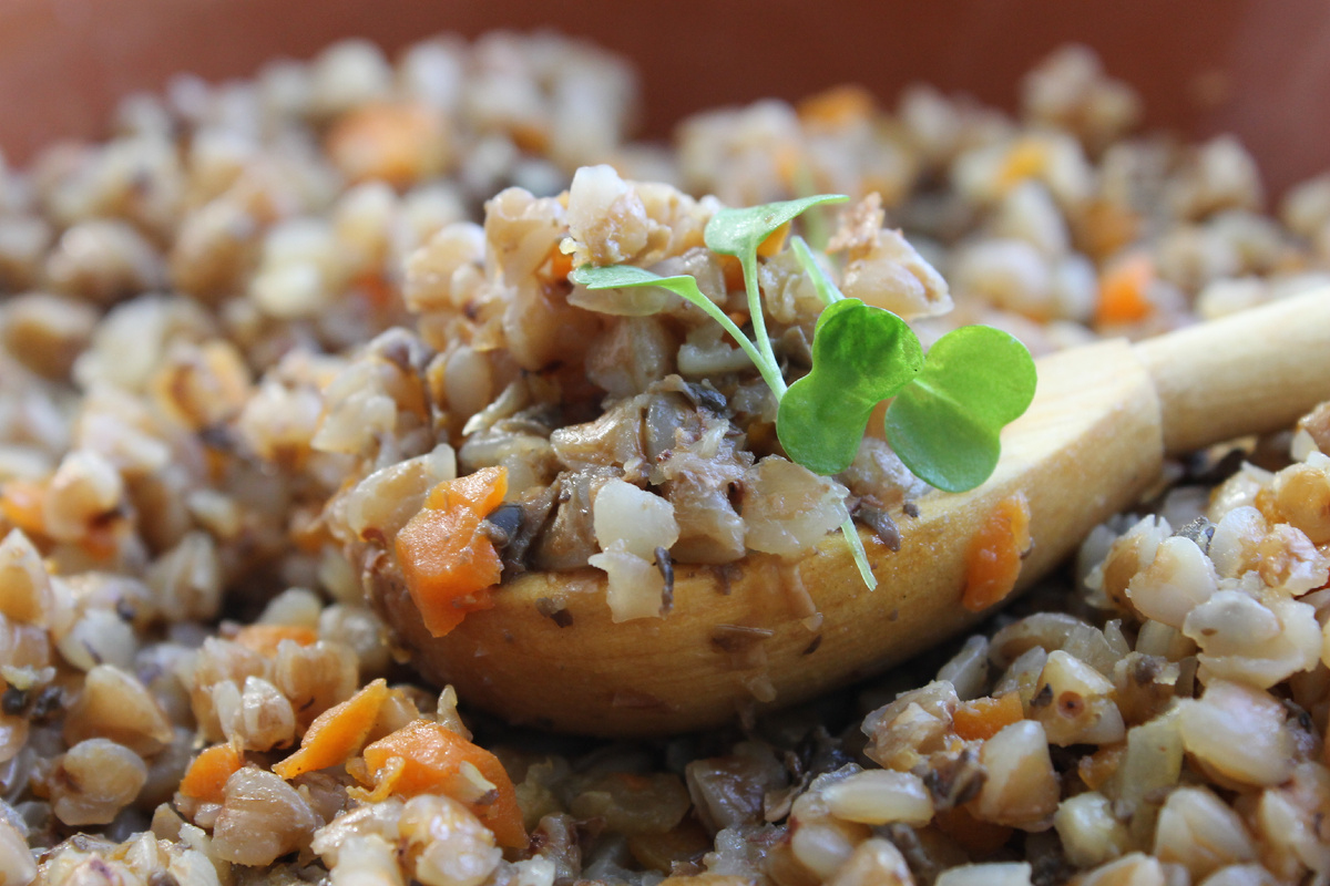 Постное настроение и простая кухня: как найти душевный баланс через блюда без лишнего объёма