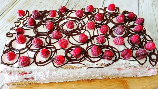 Кулинарный шедевр: простое кето-печенье с заварным кремом