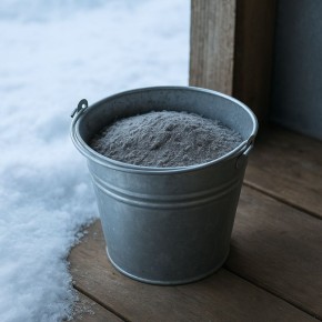 Зола: зимний союзник для вашего сада