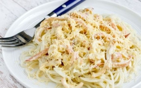 Паста с кальмарами: вкусное сочетание в сливочном соусе