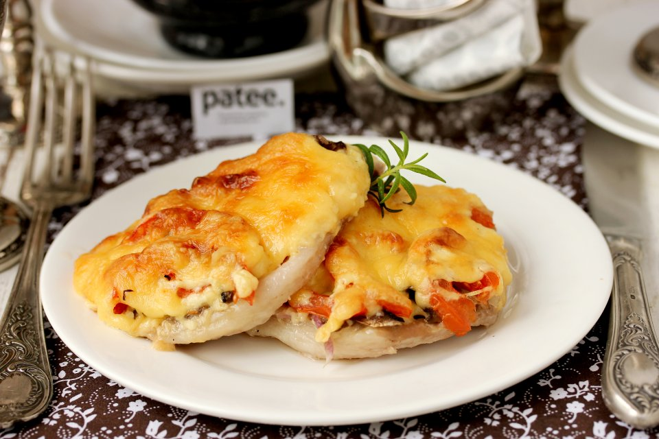 Мясо по-французски: вкусное решение для семейного ужина