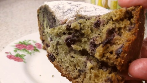 Популярная коврижка с вареньем: простой и вкусный рецепт