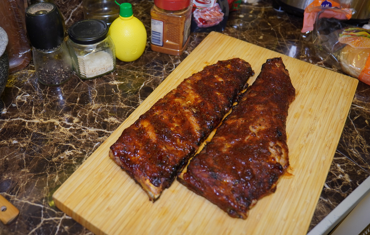 Рёбра в духовке: простой рецепт для гурманов