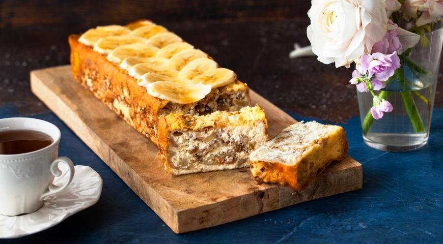 Простой и вкусный рулет с бананами и творогом без заморочек с тестом