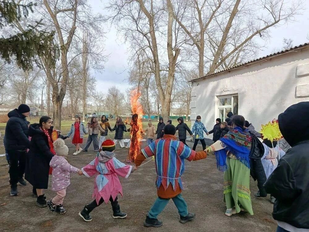 Праздник проводов зимы прошел в Победе с веселыми традициями Масленицы