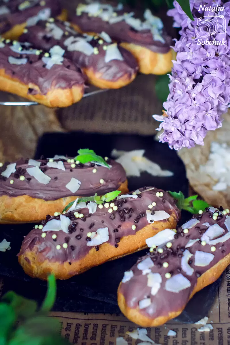 Вкусные эклеры с нежным шоколадным кремом: готовим вместе
