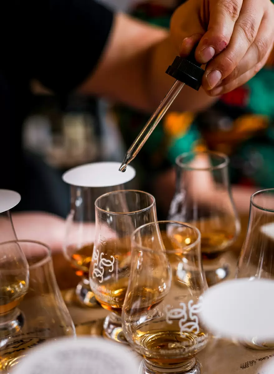 Как формируются уникальные ароматы виски