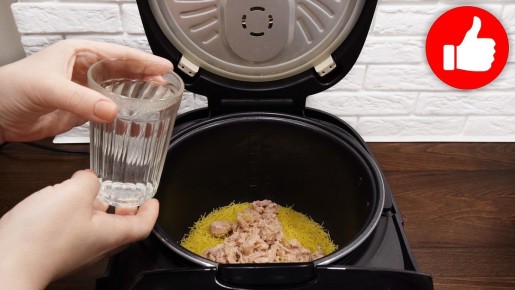 Легкая вермишель с тушенкой в мультиварке на ужин