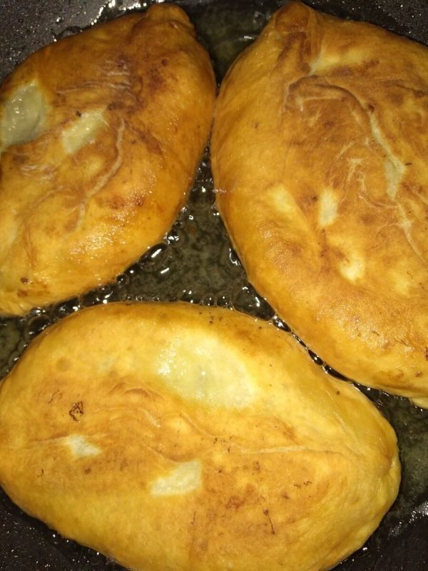 Пирожки с картошкой и печенью: как удивить своих близких